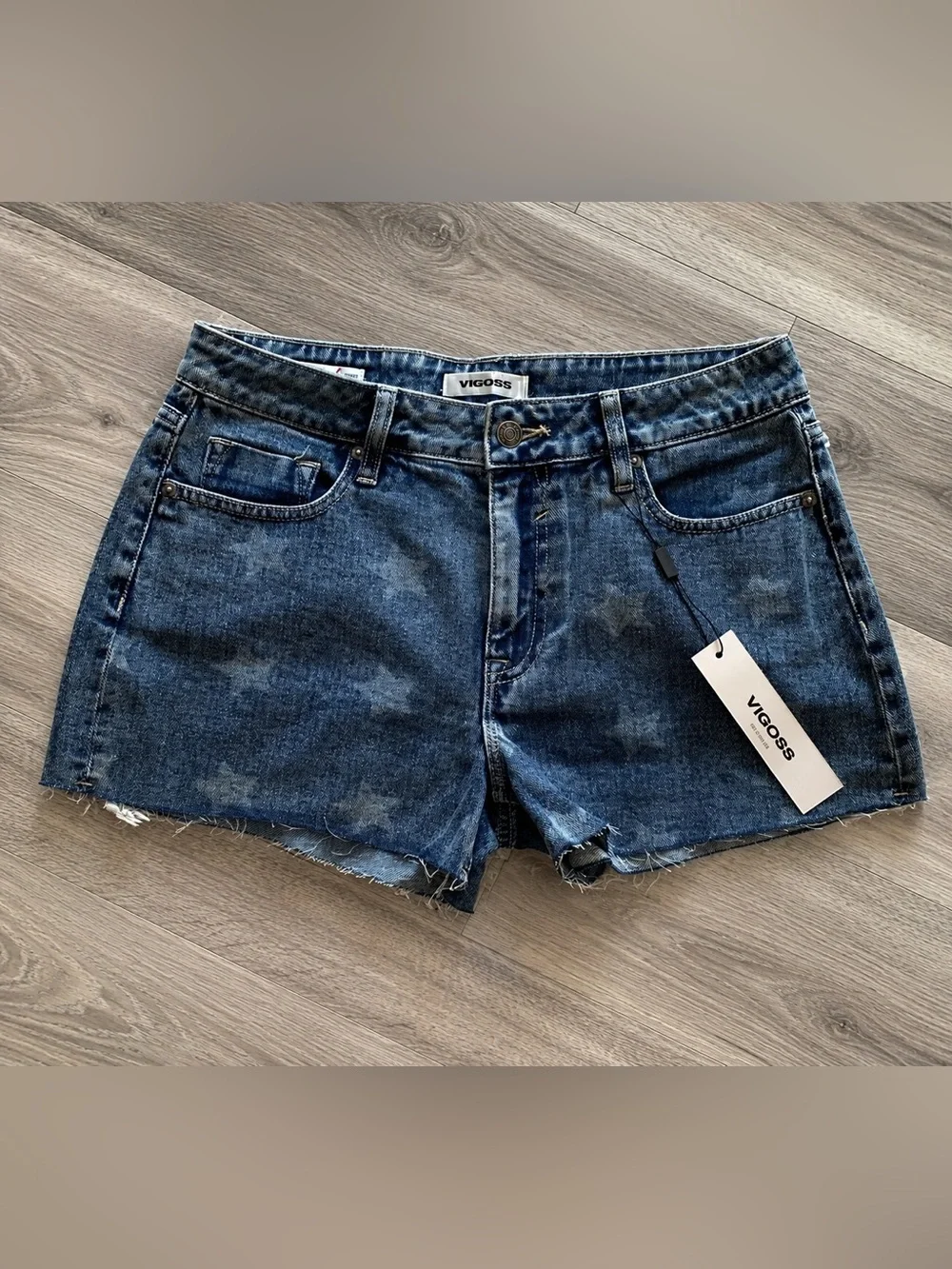 ✨NEW✨ Vigoss Women's Dark Wash Star Denim Frayed Hem Shorts